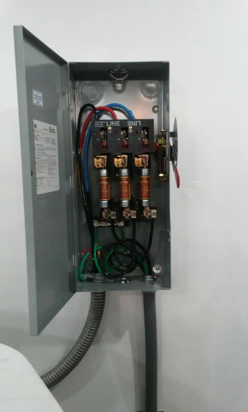 Three-phase disconnect switch installed for Smoke Detector Installation in Plantation